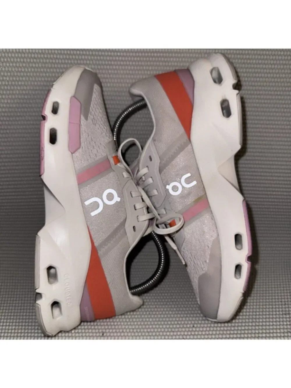 On Cloudpulse Pearl Blossom Athletic Running Shoes Sneakers Women’s Size 7.5
